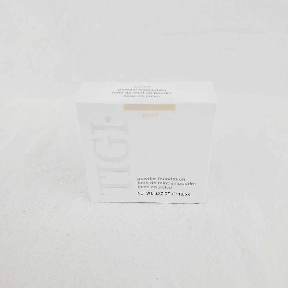 LAST ONE ❤️ TIGI Powder Foundation Shade   Pure